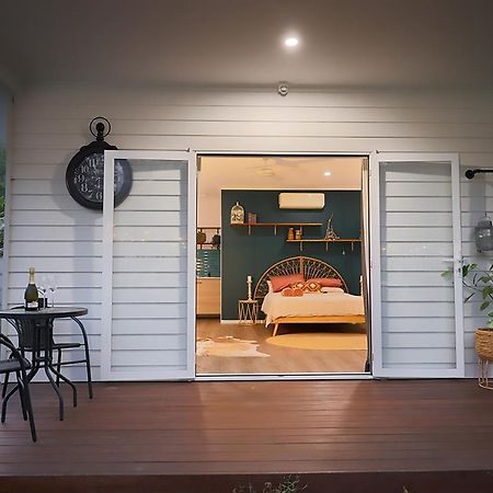 The Poolhaus Retreat - Peaceful Private Studio Valdora Esterno foto